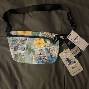 NWT Aloha Collection x Tommy Bahama for Disney hip pouch